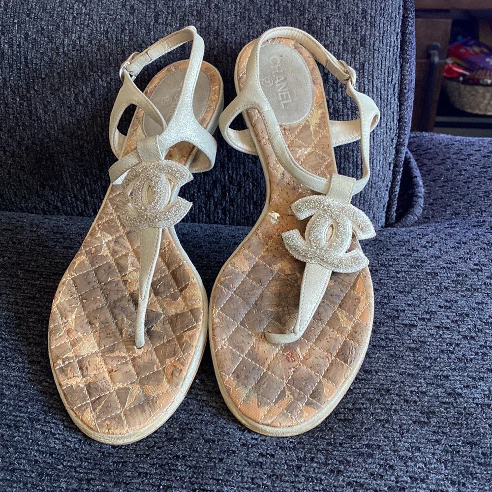 COPY - Authentic Chanel sandals - Picture 6 of 6